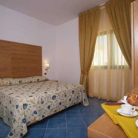 Ξενοδοχείο City Hotel 3*