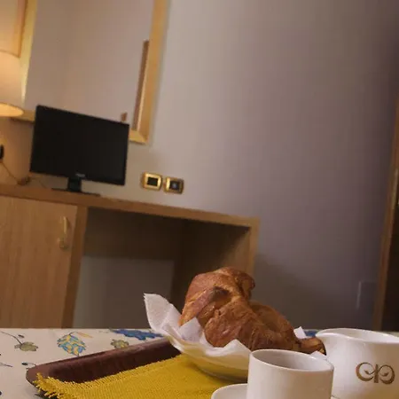 City Hotel 3* Casoria