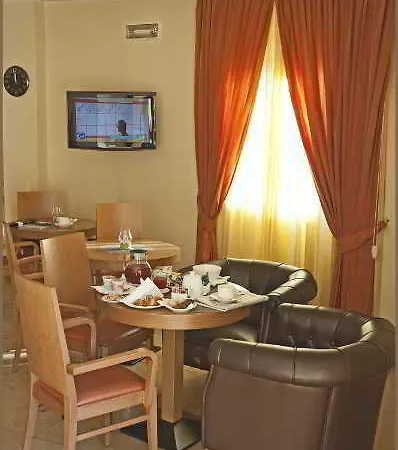 City Hotel 3* Casoria