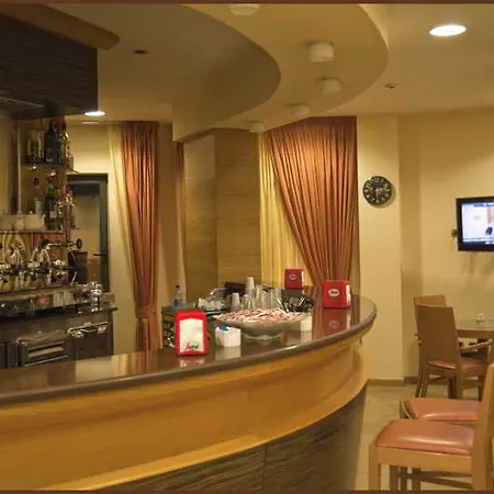 City Hotel 3*