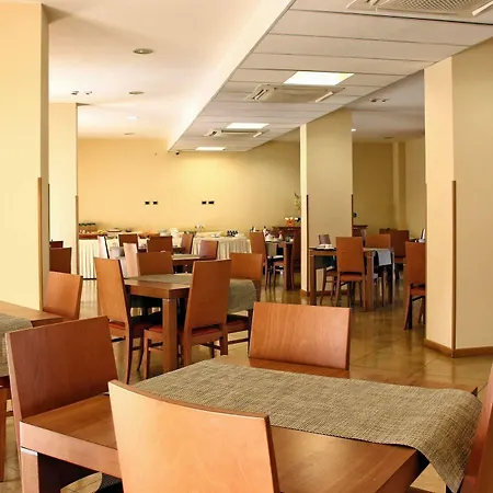 فندق City Hotel 3*